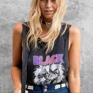 ISO Black Magic Singlet in L or XL